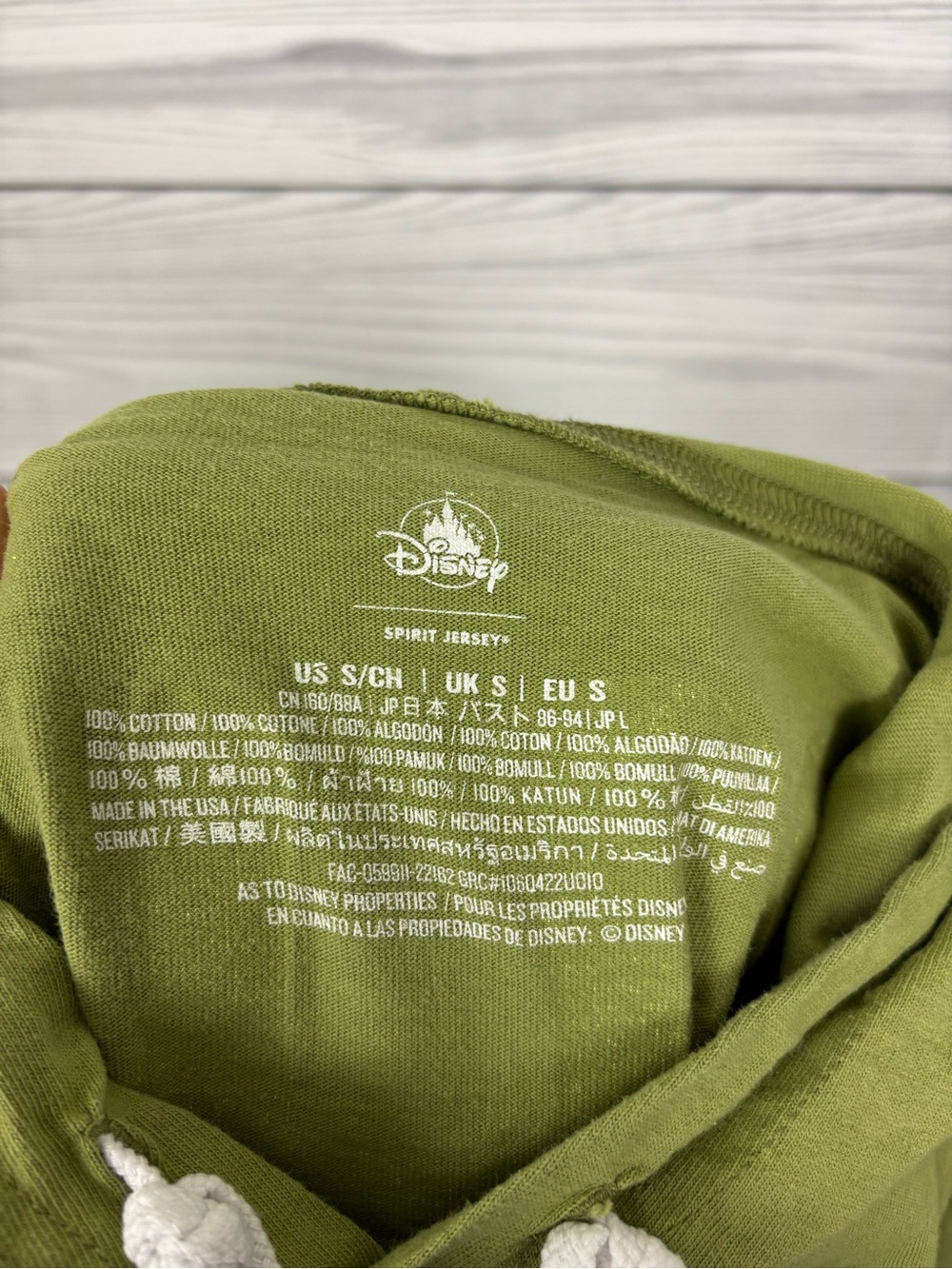 Disney Encanto green hooded spirit jersey size small - Picture 12 of 12